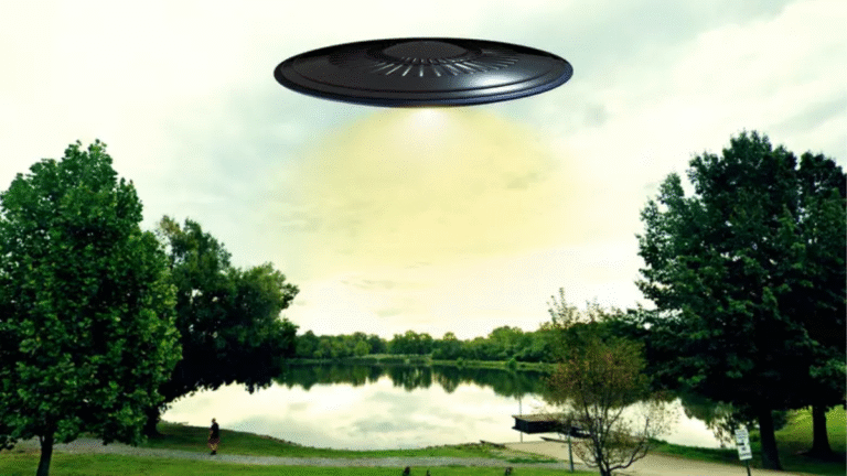 Illinois Couple Witnesses Giant, Silent Object Hovering Over Lake Arrowhead